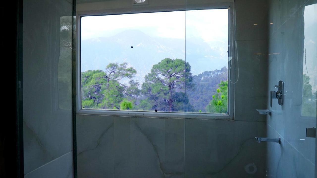 Hotel Saheb'S Castle Mcleodganj Маклеод-Гандж Екстер'єр фото