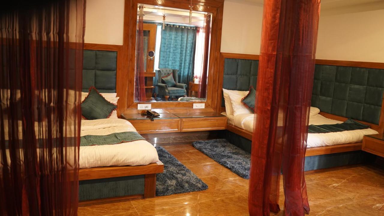 Hotel Saheb'S Castle Mcleodganj Маклеод-Гандж Екстер'єр фото